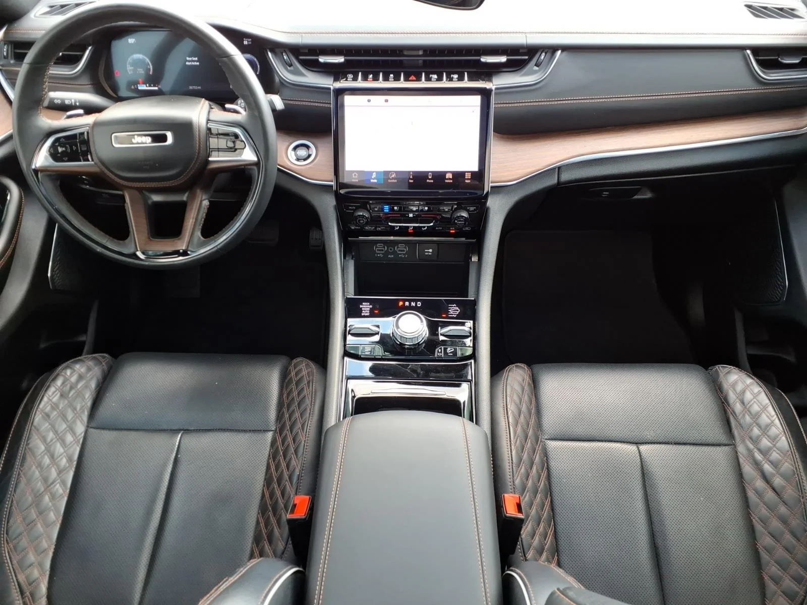 2024 Jeep Grand Cherokee Summit - 11