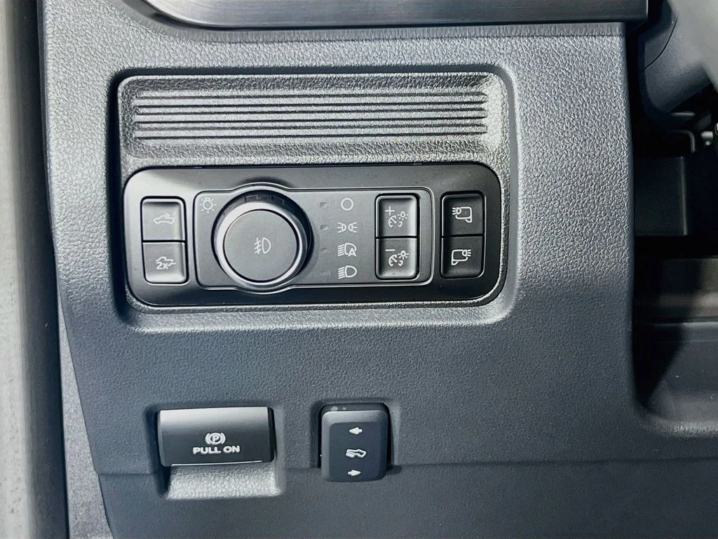 New 2026 Agate Black Metallic Ford Lariat image 19