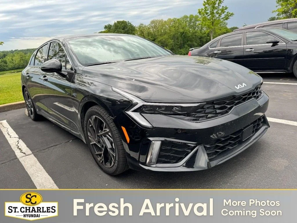 2025 Kia Optima GT-Line AWD's photo