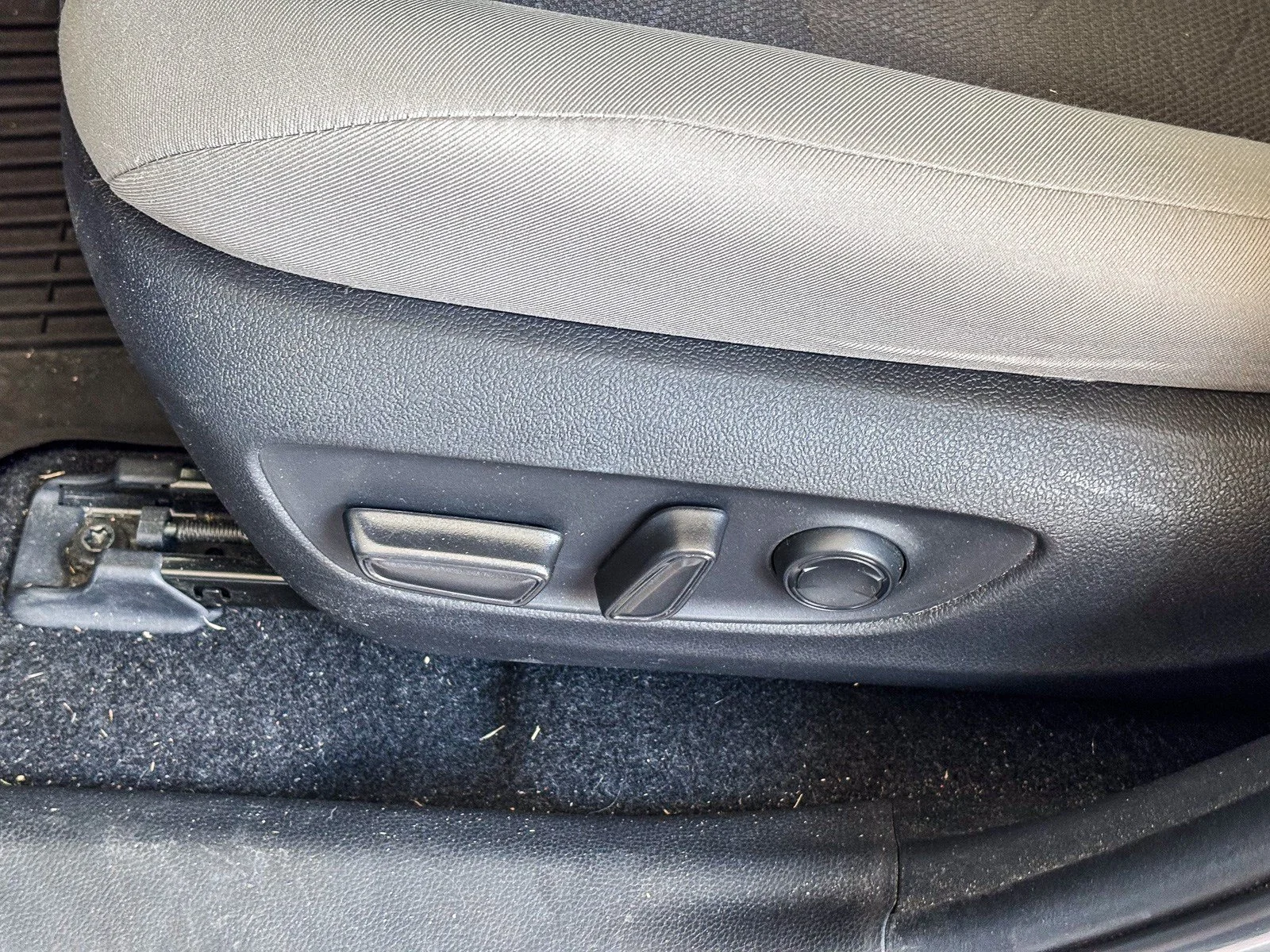 Certified Used 2020 Silver Sky Metallic Toyota XLE image 15