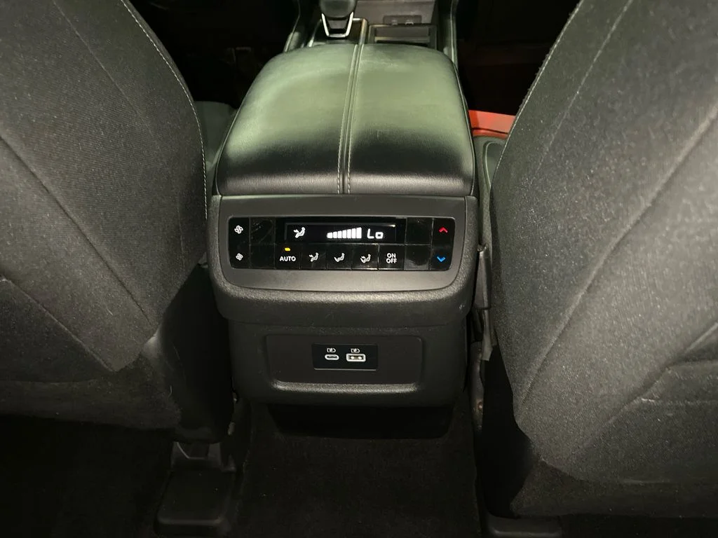 Used 2022 Gun Metallic Nissan SV image 28