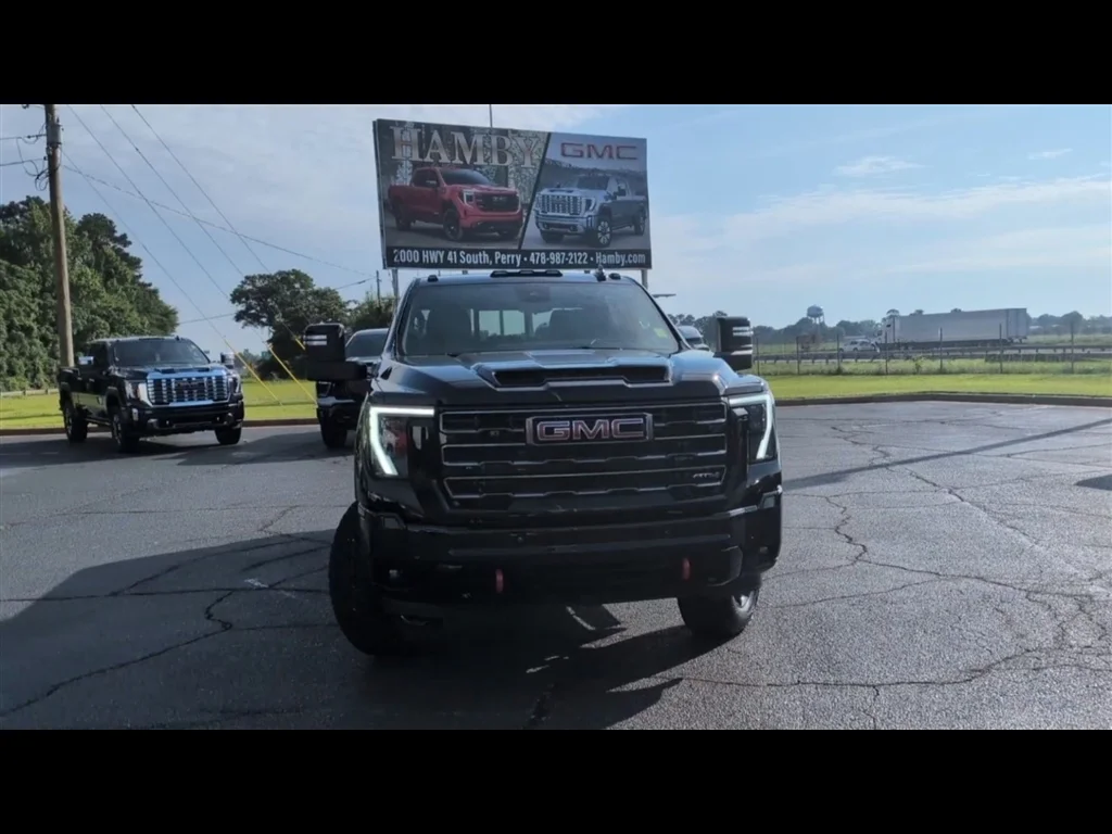 Used 2026 Onyx Black GMC AT4 image 3