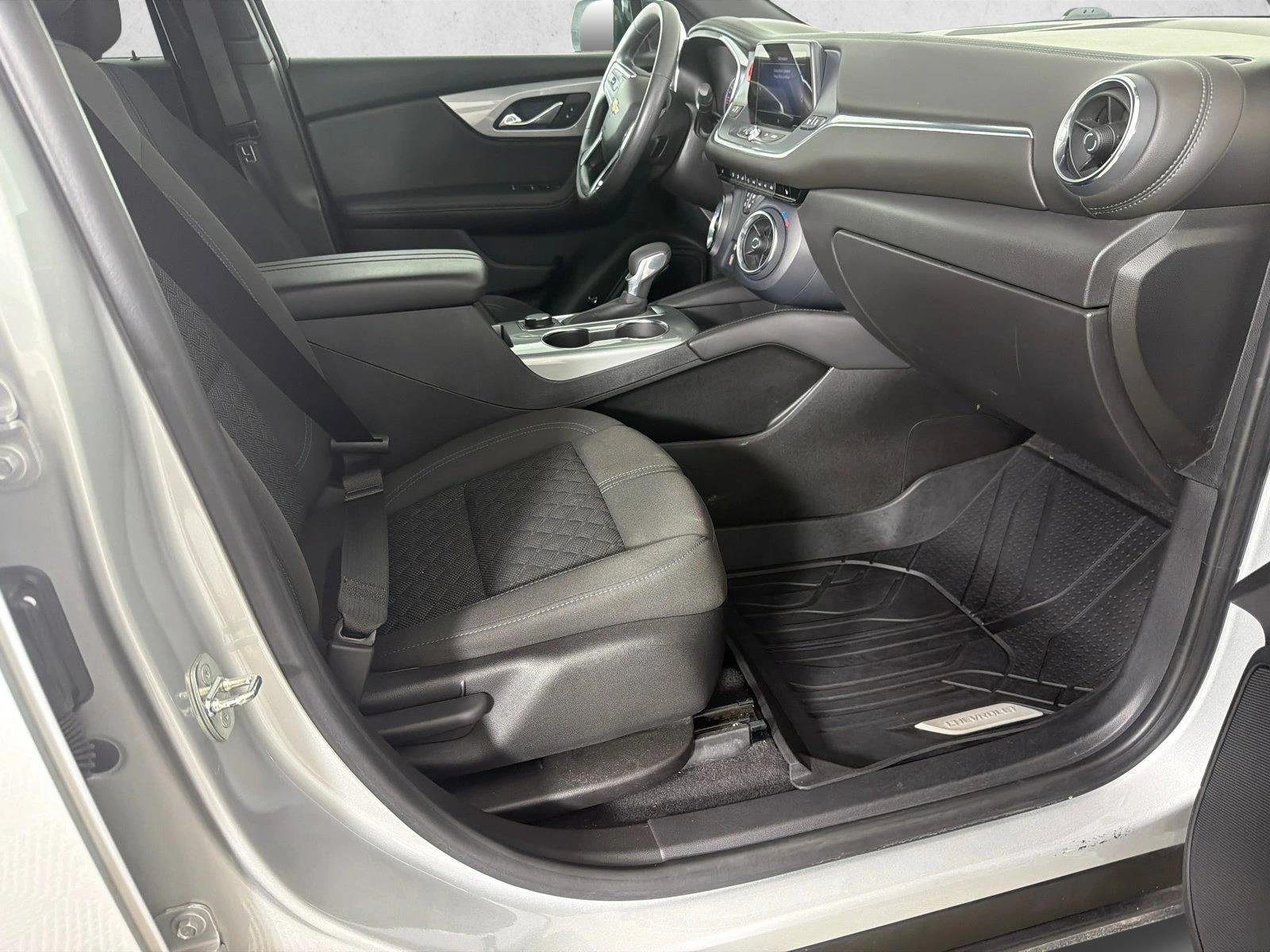 Used 2021 Silver Ice Metallic Chevrolet LT image 13