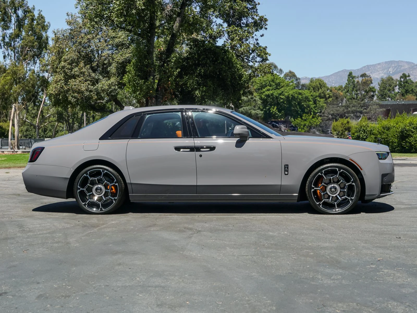 2026 Rolls-Royce Ghost Black Badge - Photo 8