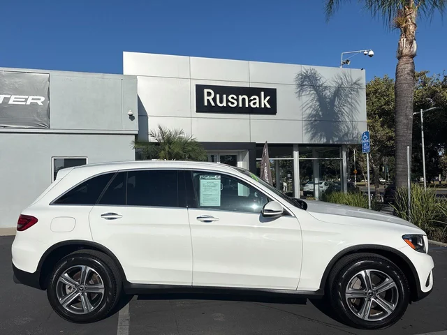 2019 Mercedes-Benz GLC-Class GLC 300 RWD photo