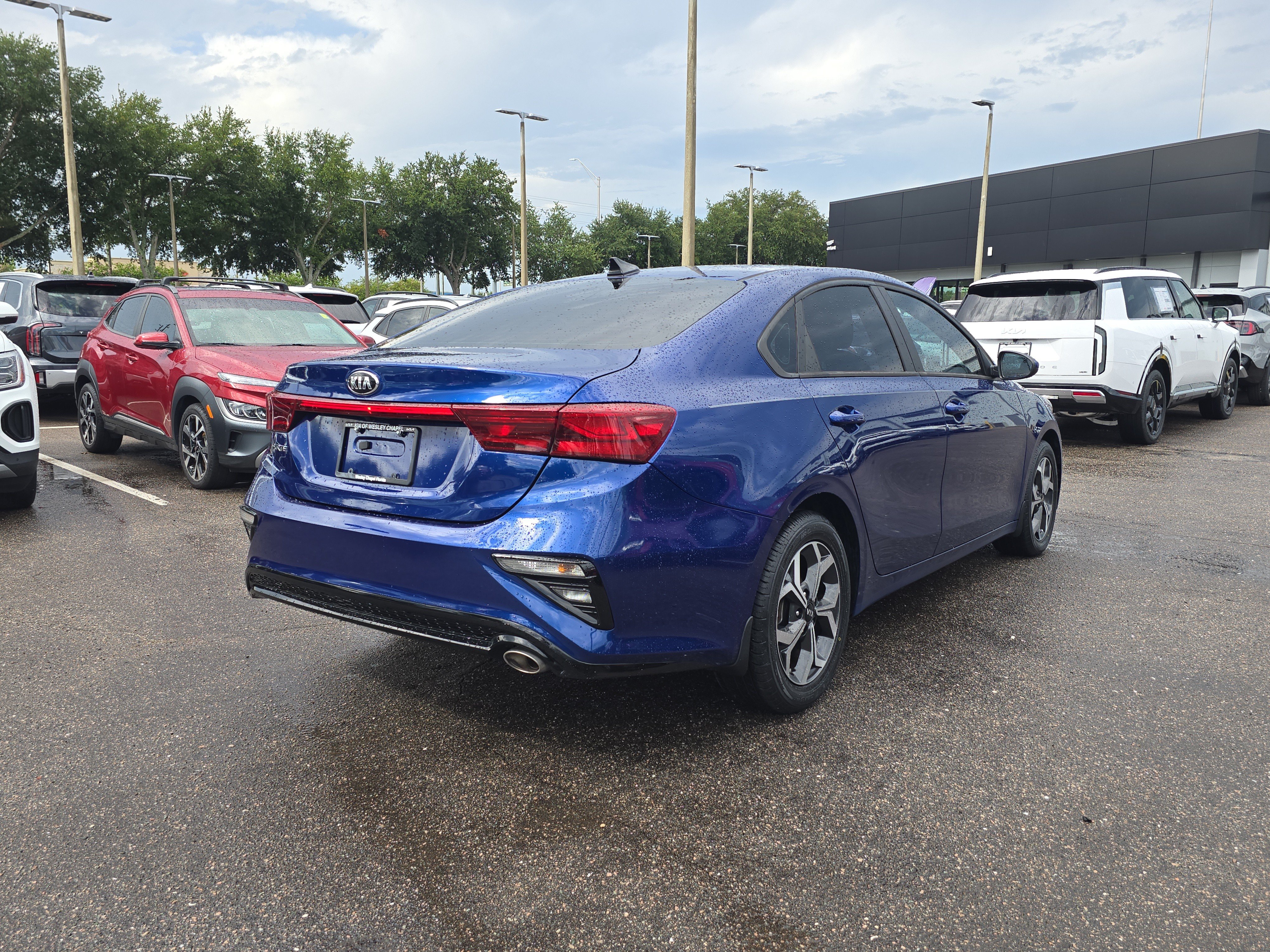 Certified Used 2021 Deep Sea Blue Kia LXS image 8