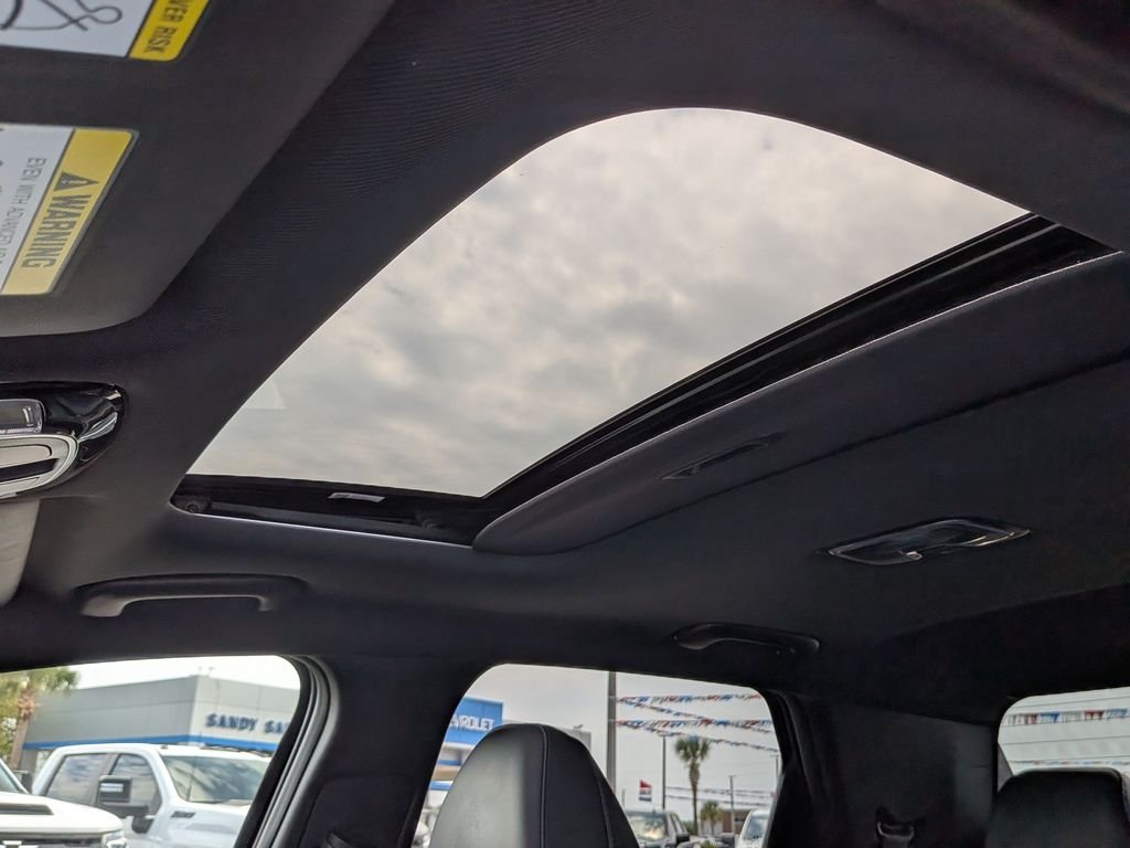 Used 2022 Black Hyundai Limited image 14