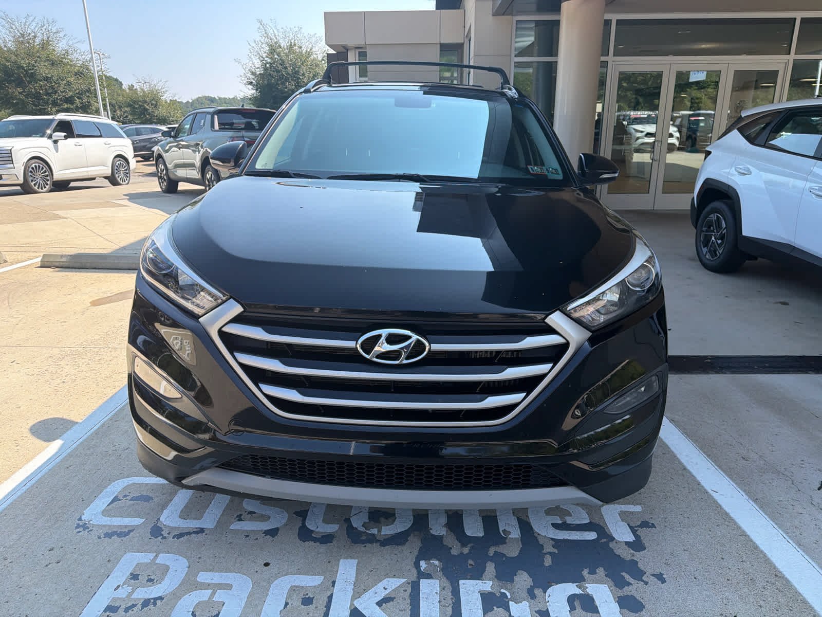 Used 2017 Black Noir Pearl Hyundai Night image 2