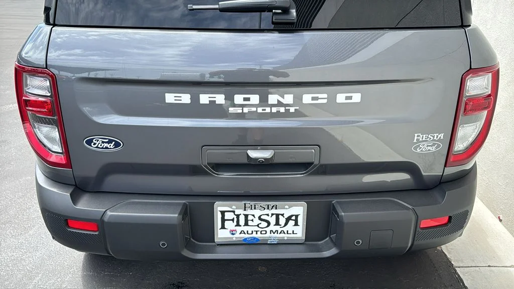 New 2026 Carbonized Gray Metallic Ford Outer Banks® image 6