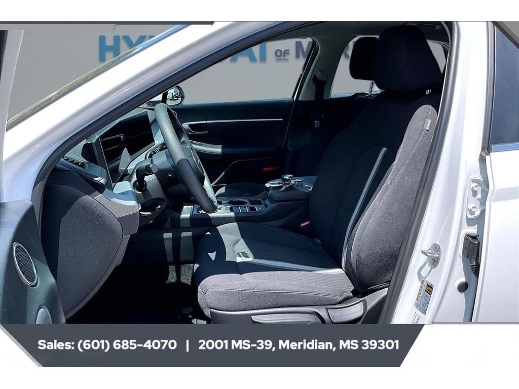 2025 Hyundai Sonata SE - Photo 18