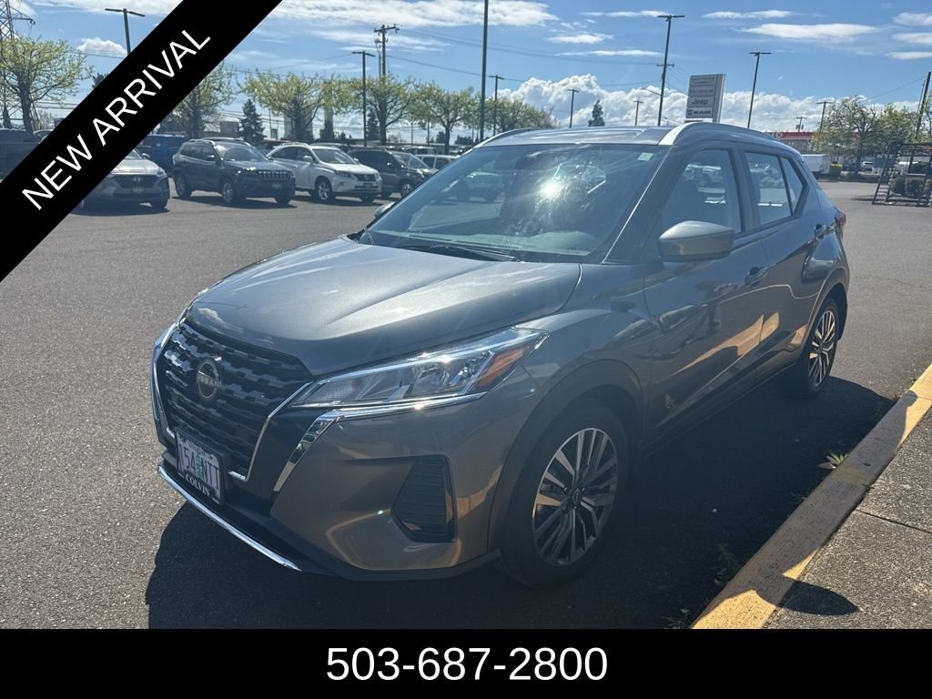 2022 Nissan Kicks SV