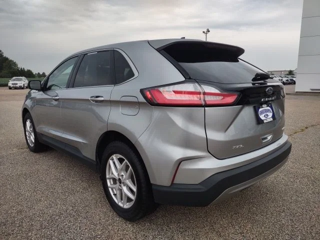 Certified Used 2023 Silver Ford SEL image 3