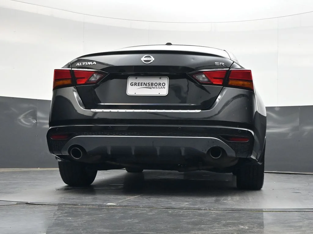 Used 2021 Black Nissan 2.5 SR image 46