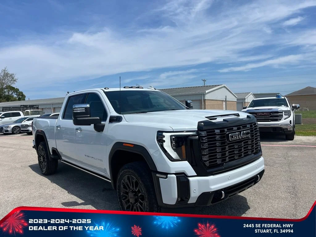 New 2026 Glacier White Tricoat GMC Denali Ultimate image 2