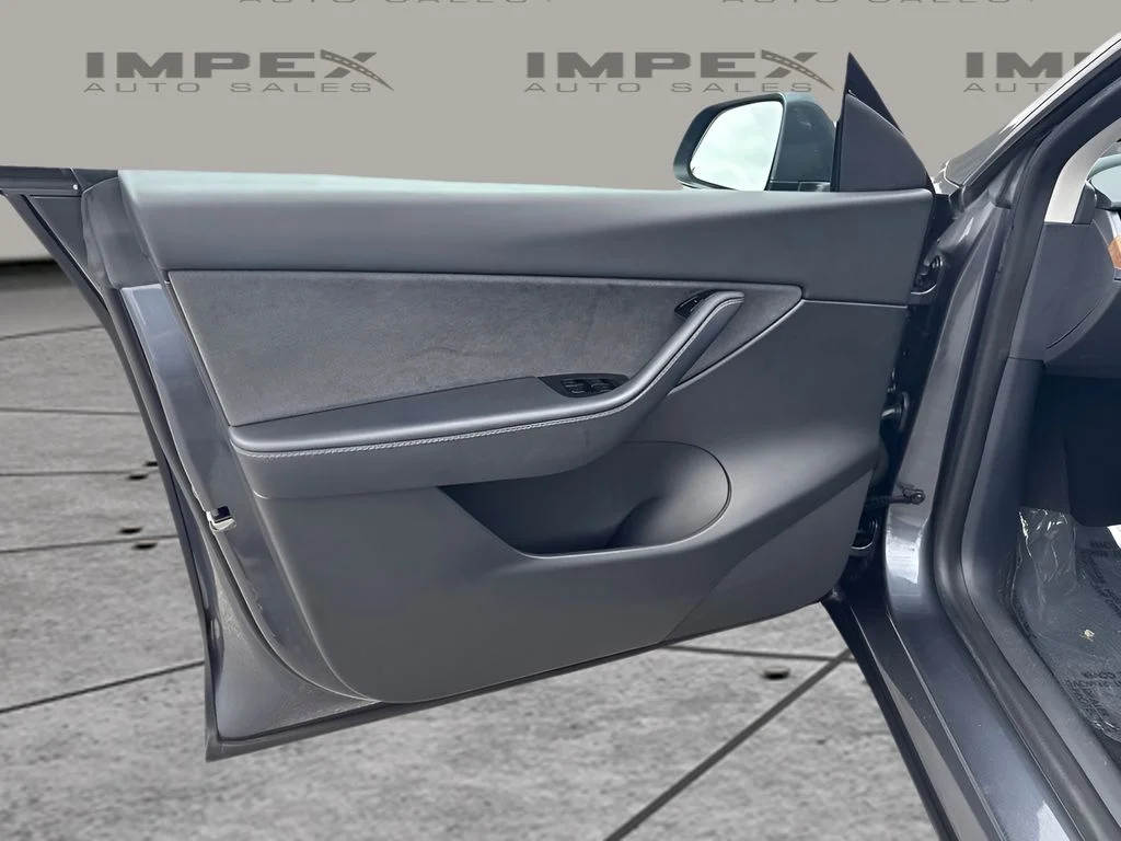 Used 2020 Gray Tesla Long Range image 21