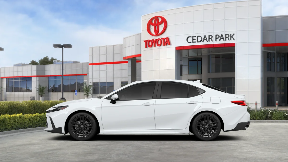 New 2026 Ice Cap Toyota SE image 4