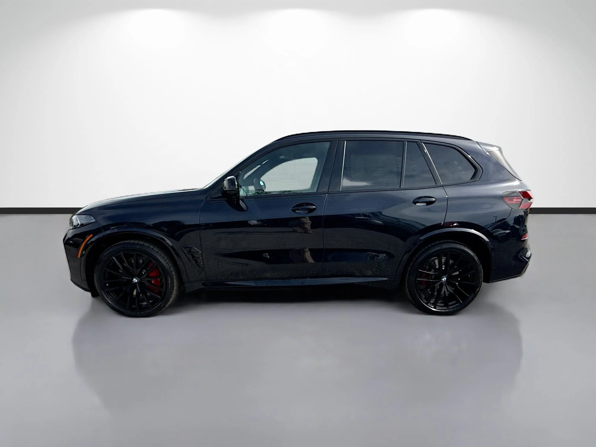 New 2026 Carbon Black Metallic BMW M60i image 6