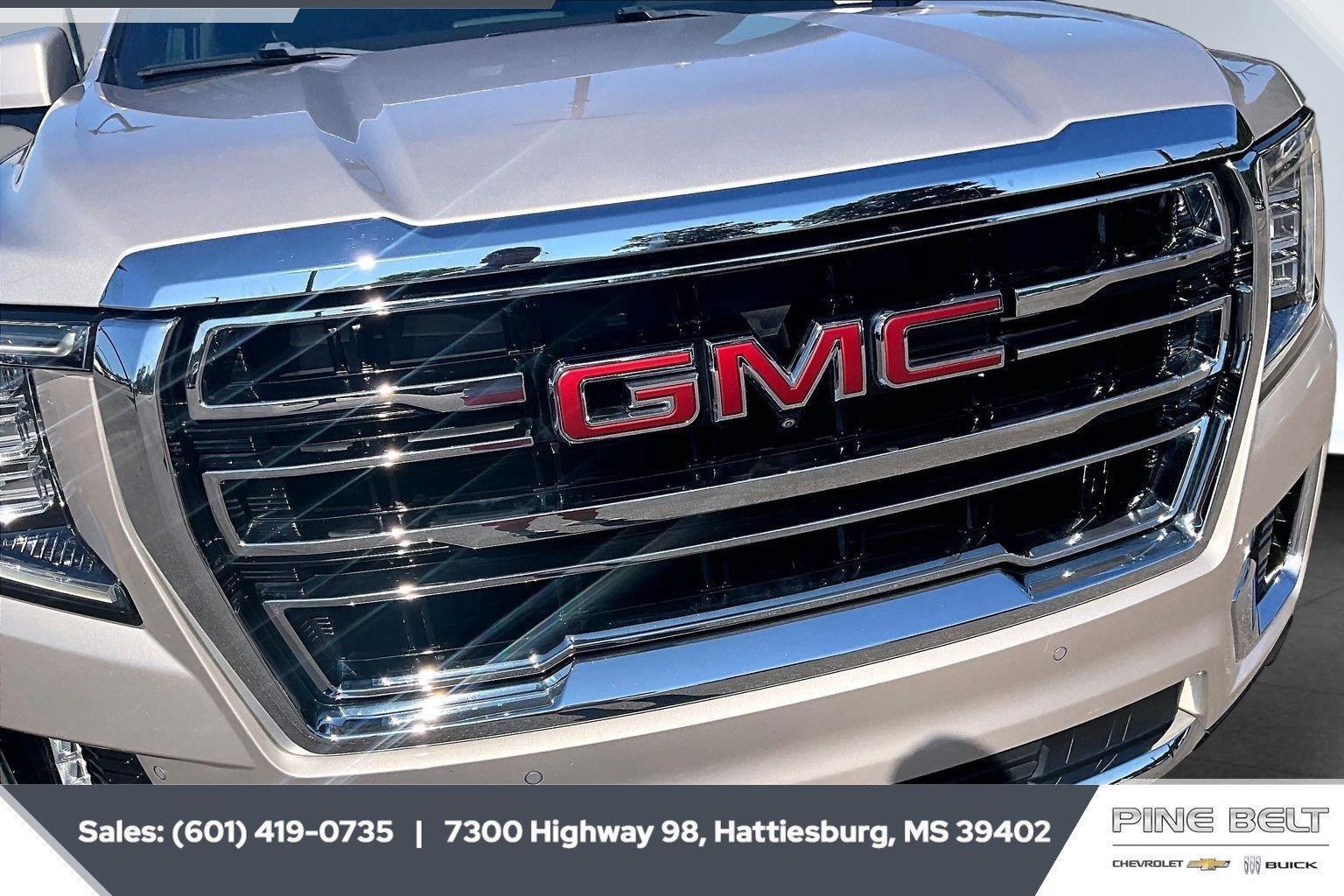 Used 2022 PEARL BEIGE METALLIC GMC SLT image 22