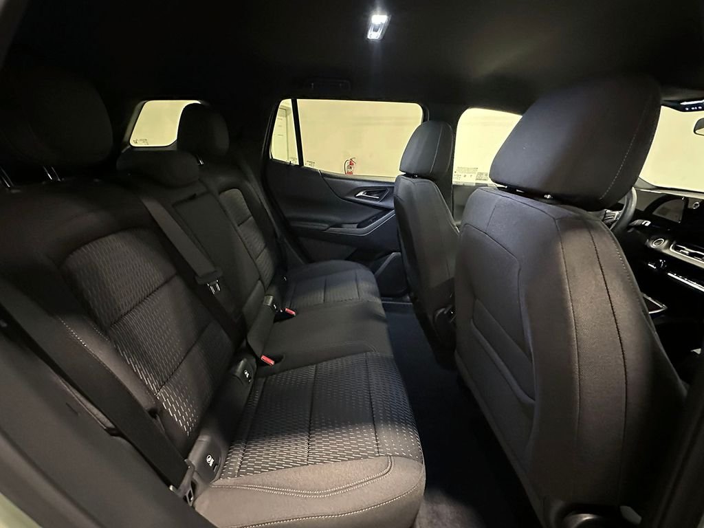 Used 2025 Green Chevrolet LT image 22