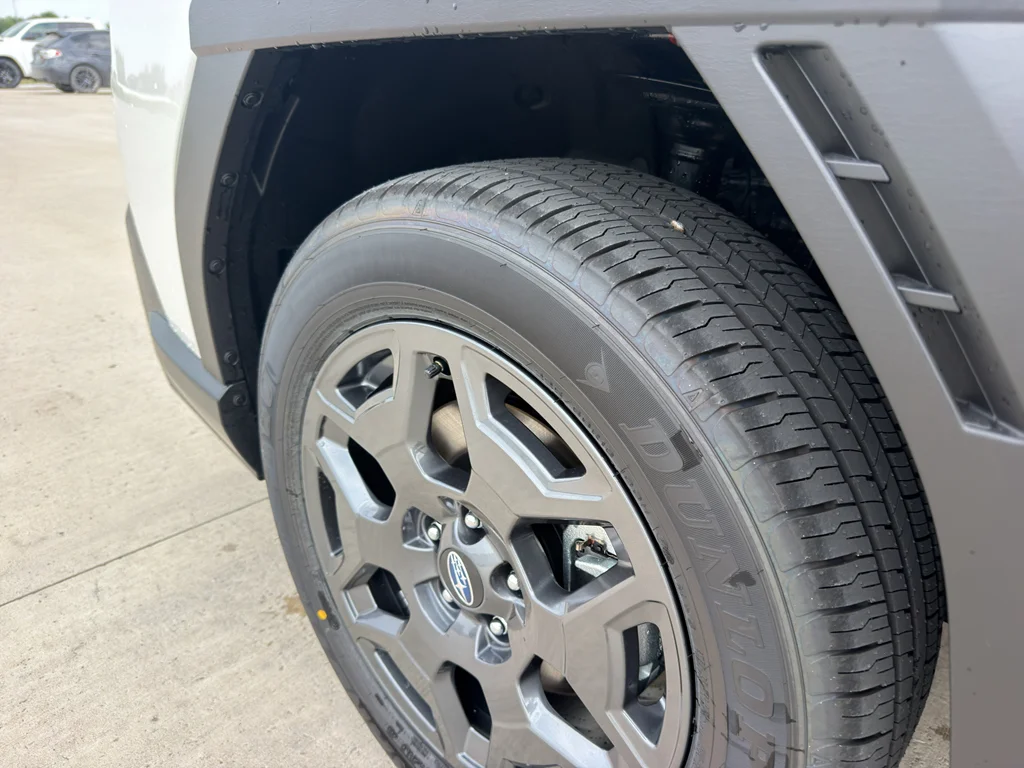 New 2026 CRYSTAL WHITE PEARL Subaru Premium image 9