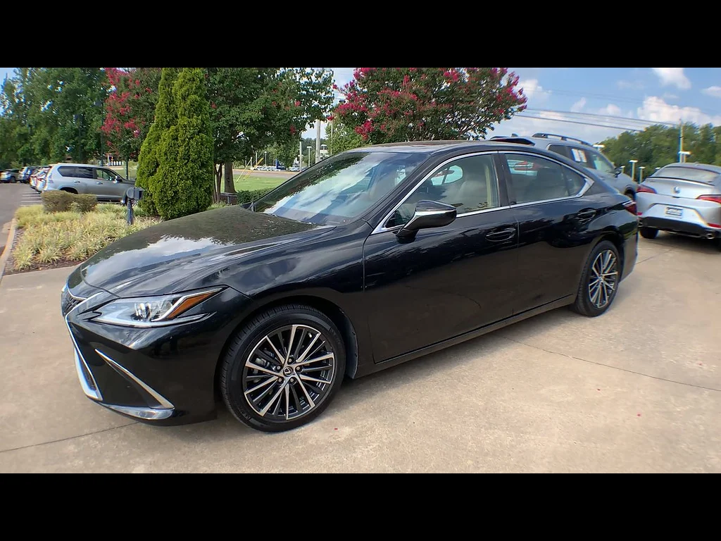 Certified Used 2025 Caviar Lexus 350 image 4