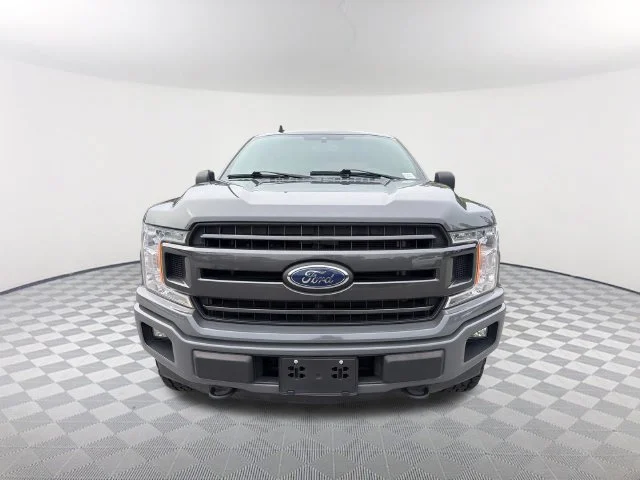 Used 2020 Gray Ford XLT image 2