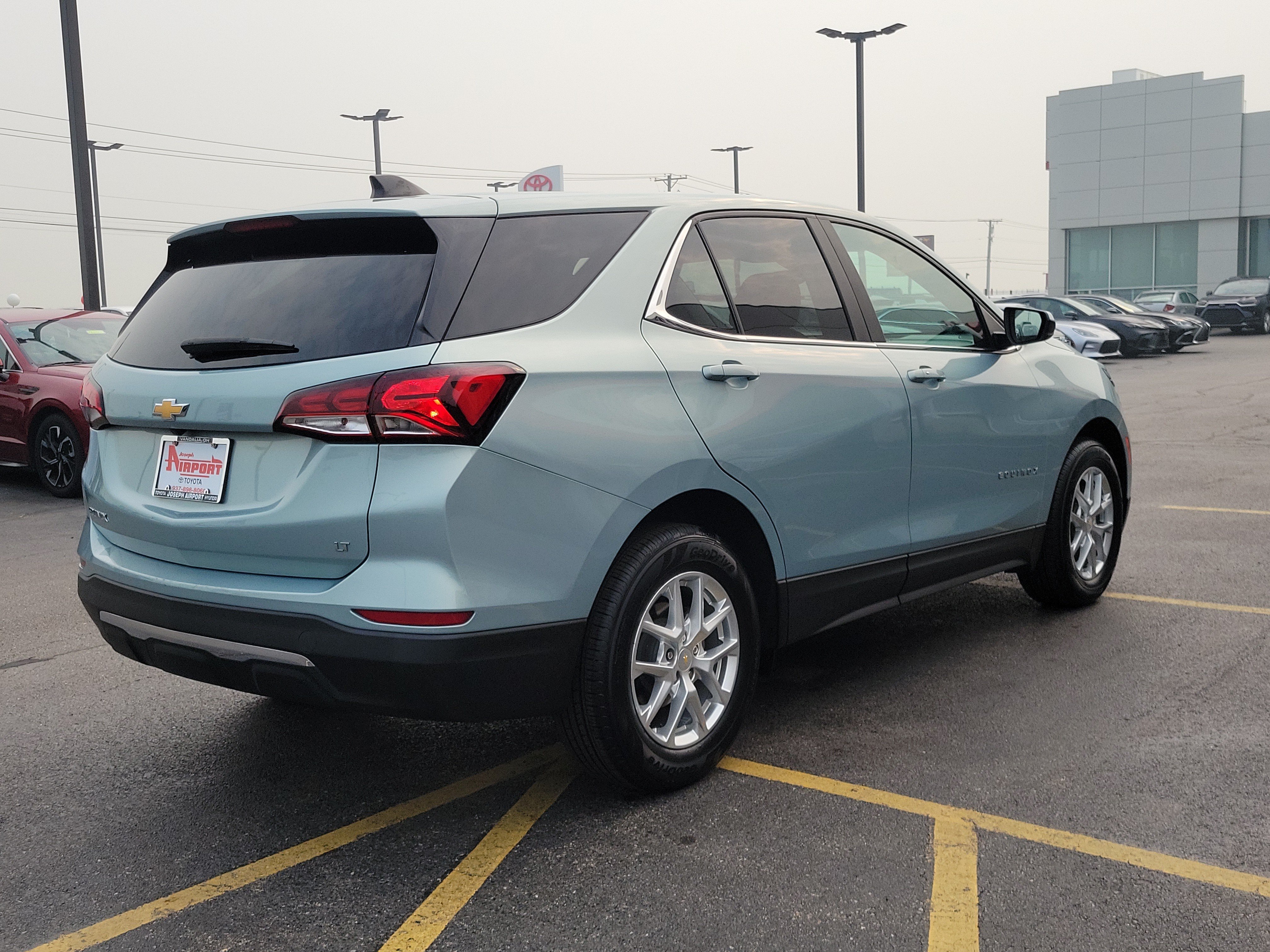 Used 2022 Seaglass Blue Metallic Chevrolet LT image 4