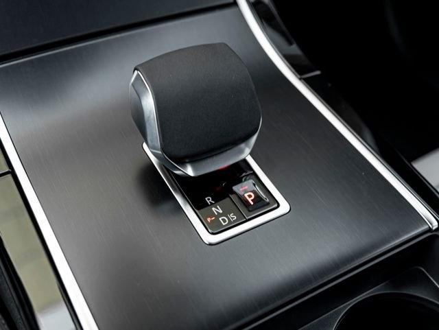 New 2026 Batumi Gold Land Rover Dynamic SE image 21