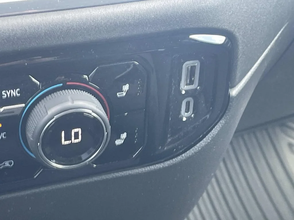 2023 Chevrolet Silverado 1500 LT - Photo 18