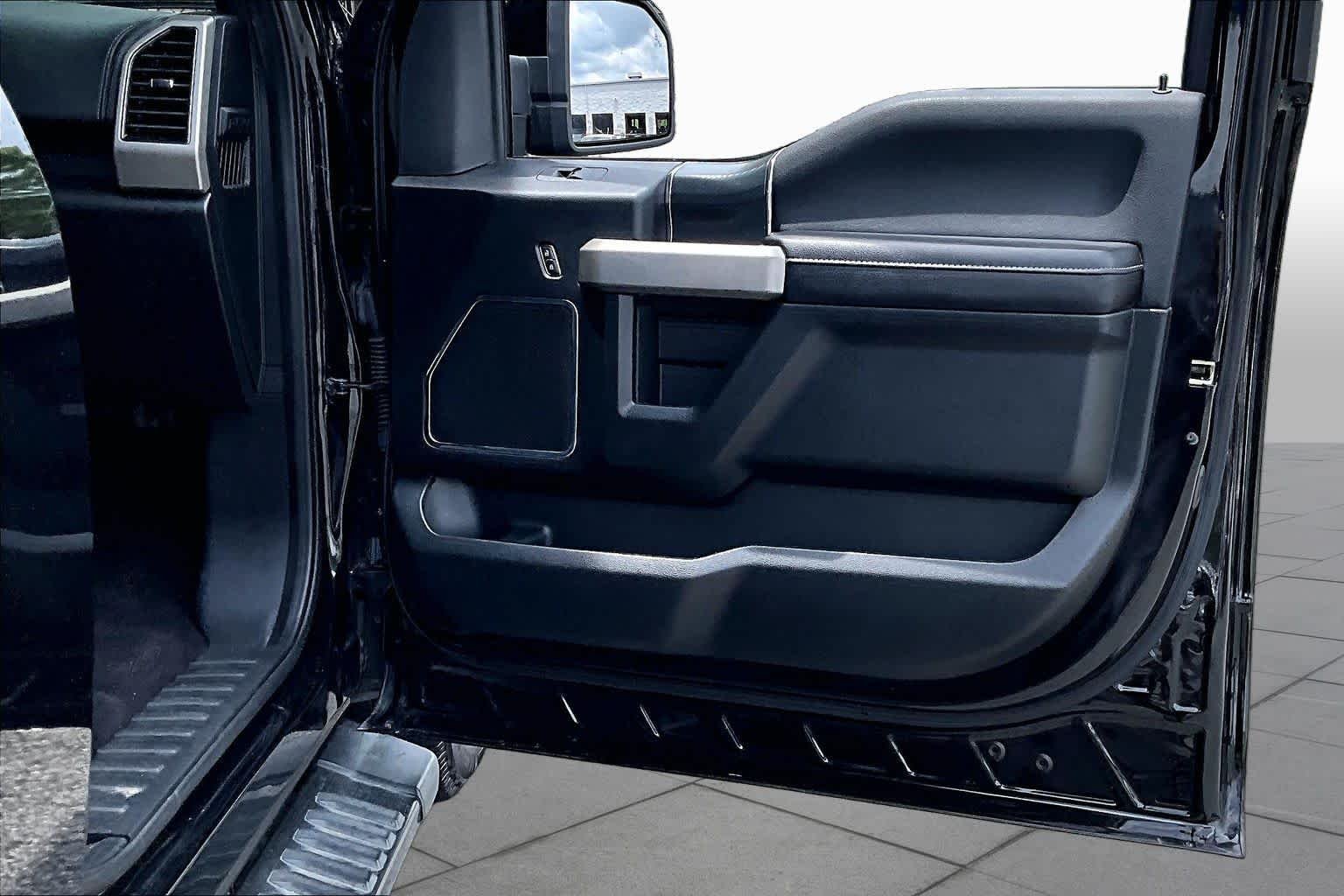 Used 2019 Agate Black Ford LARIAT image 23