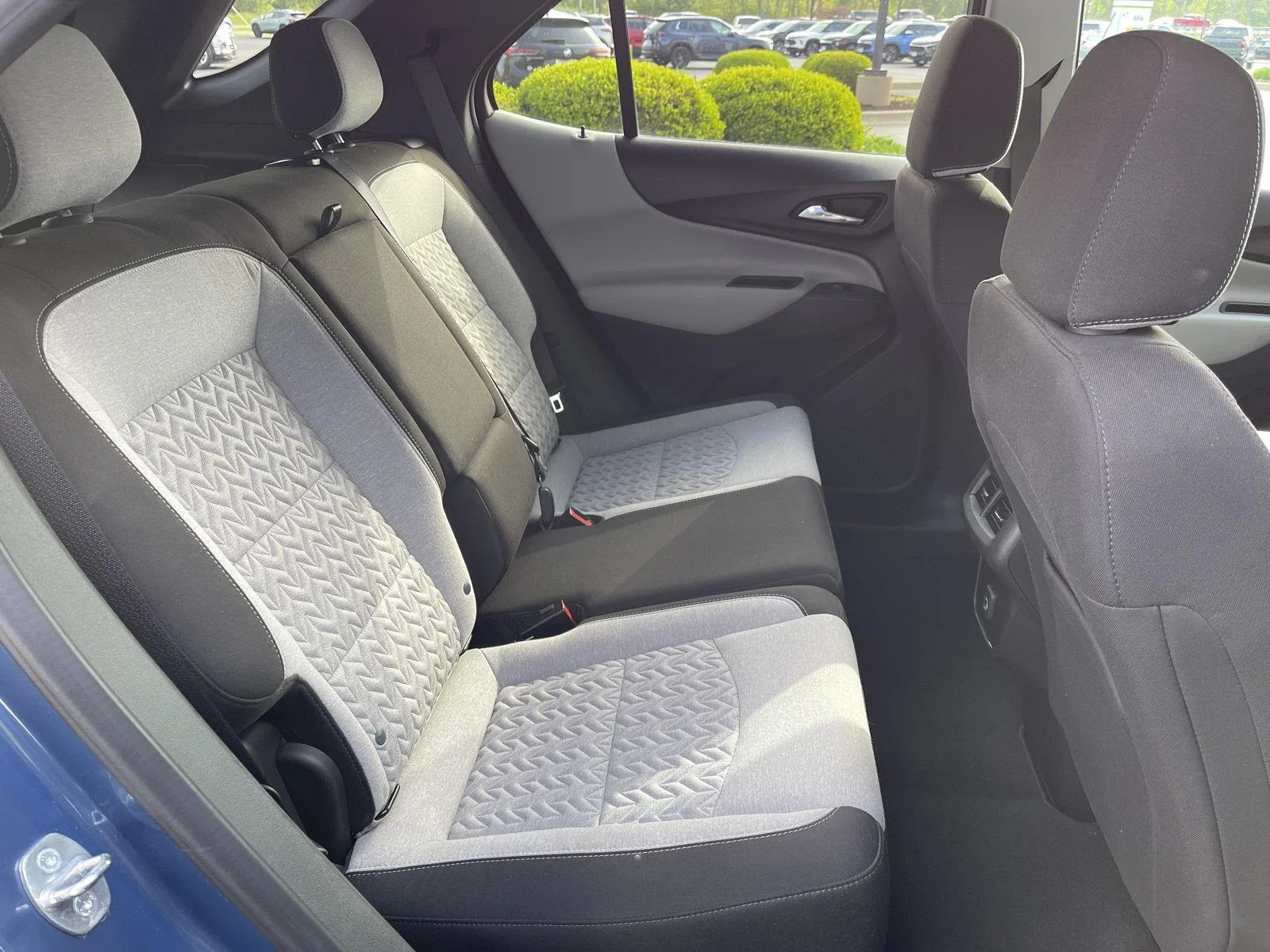 Used 2024 Lakeshore Blue Metallic Chevrolet LT image 36