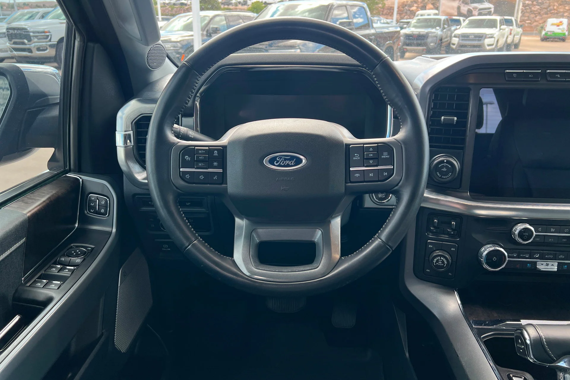 Used 2023 Agate Black Metallic Ford XL image 12