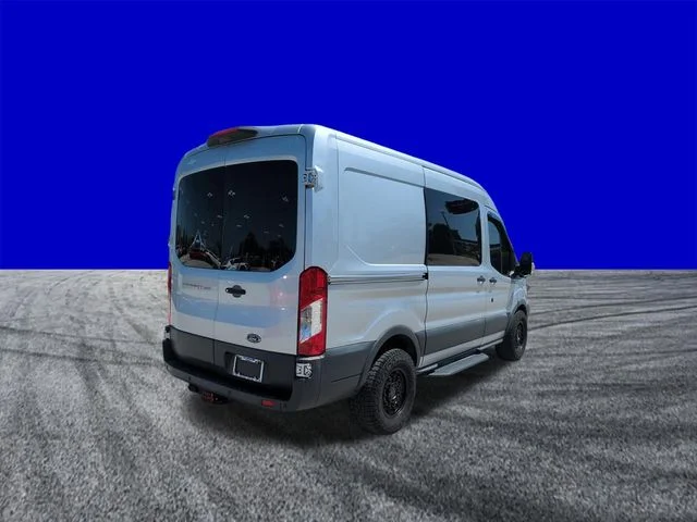 Used 2018 Silver Ford Base image 4