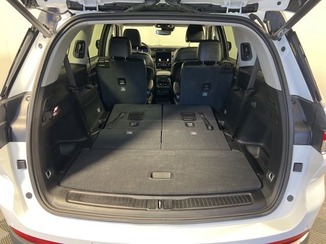 Used 2023 White Jeep Limited image 15
