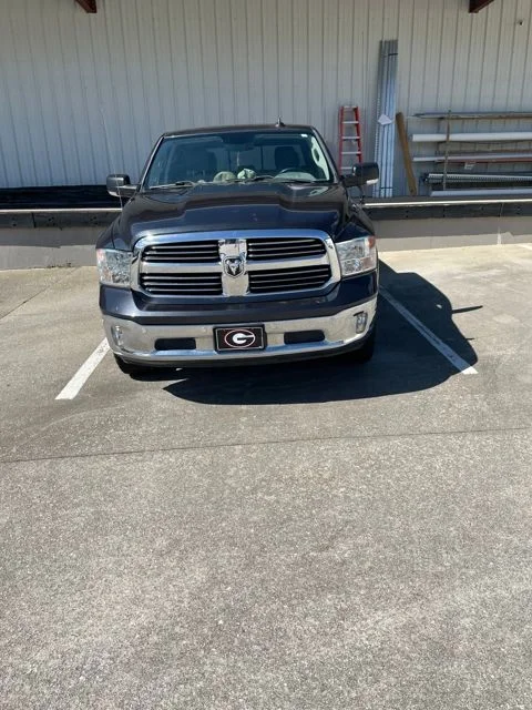 2017 RAM 1500 Big Horn 4x4 Crew Cab 5'7's photo