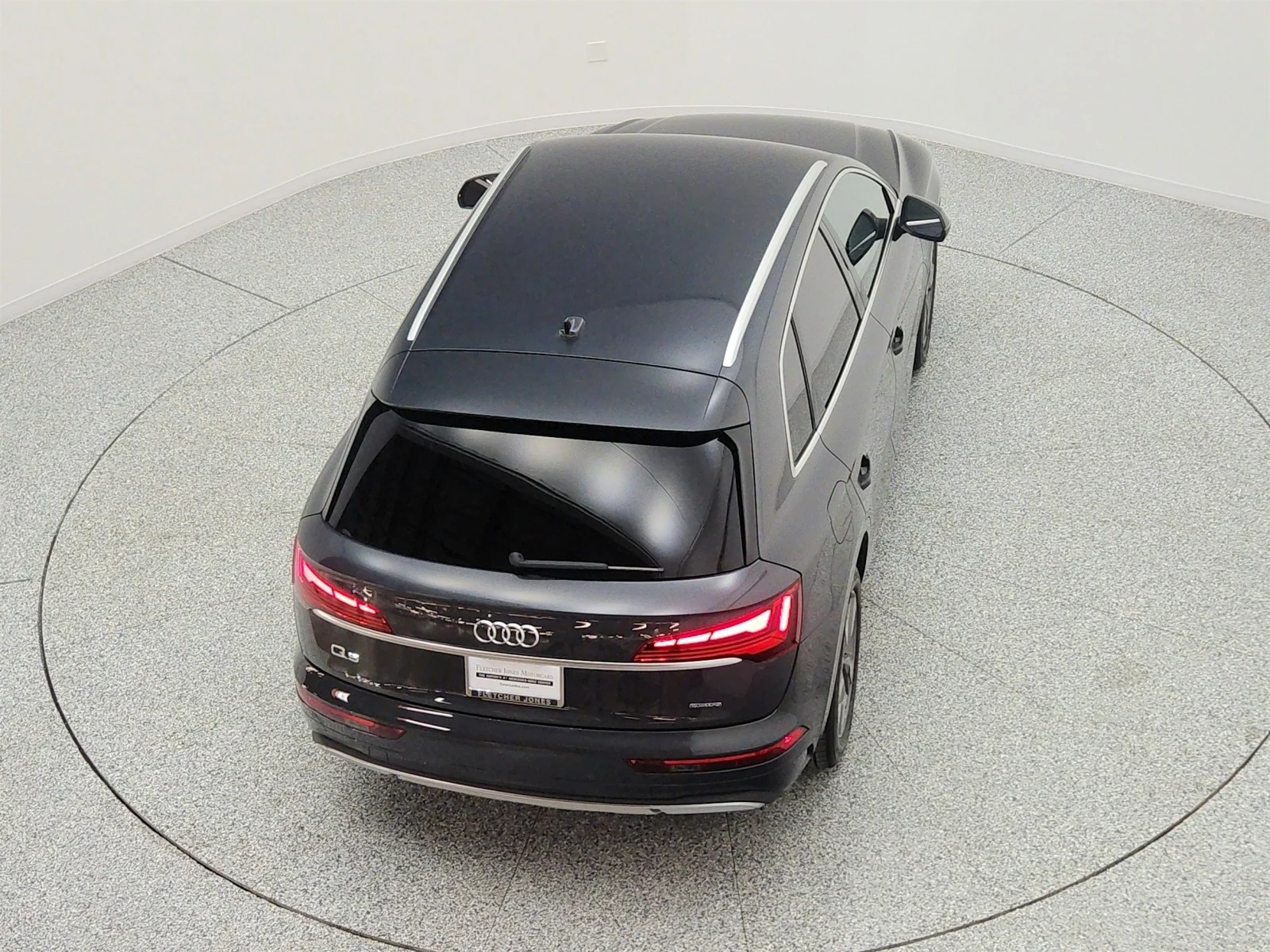 Used 2023 Manhattan Gray Metallic Audi Premium image 27
