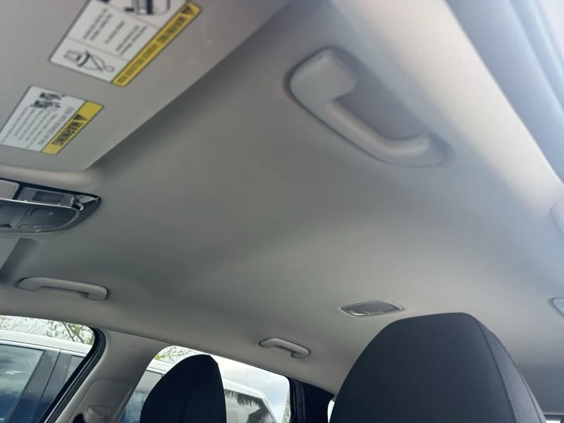 Used 2022 White Hyundai SEL image 18