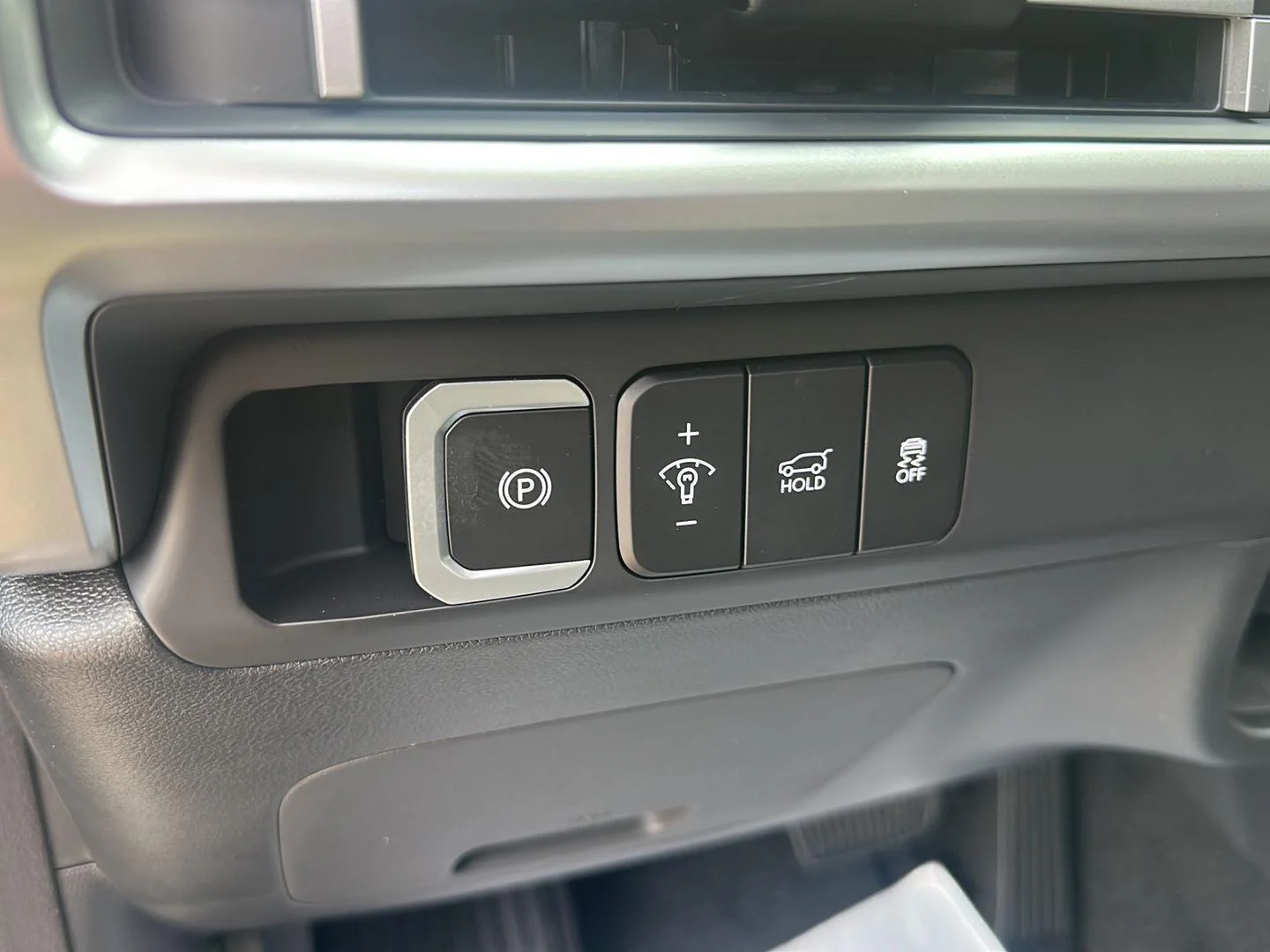 New 2026 Rockwood Green Hyundai SEL image 12