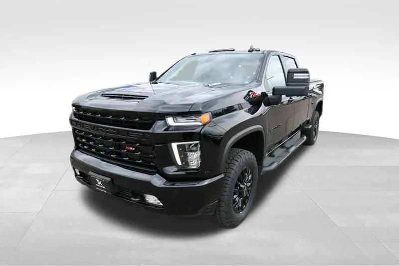 Used 2023 Chevrolet Silverado 2500HD LTZ with VIN 1GC4YPEY1PF227268 for sale in North Branch, Minnesota