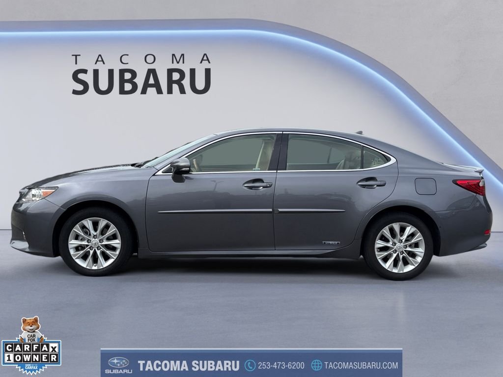 Used 2013 Gray Lexus 300h image 2