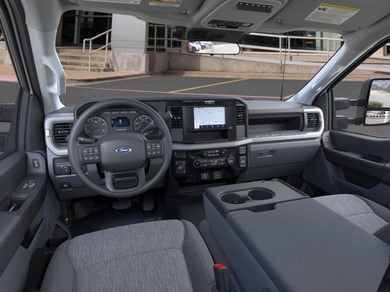 2025 Ford F-550 Super Duty Chassis Cab XL - Photo 9