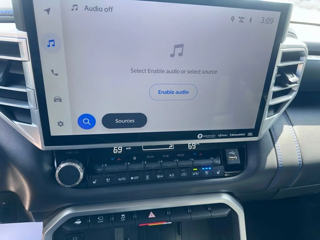 2024 Toyota Sequoia SR5 - Photo 23