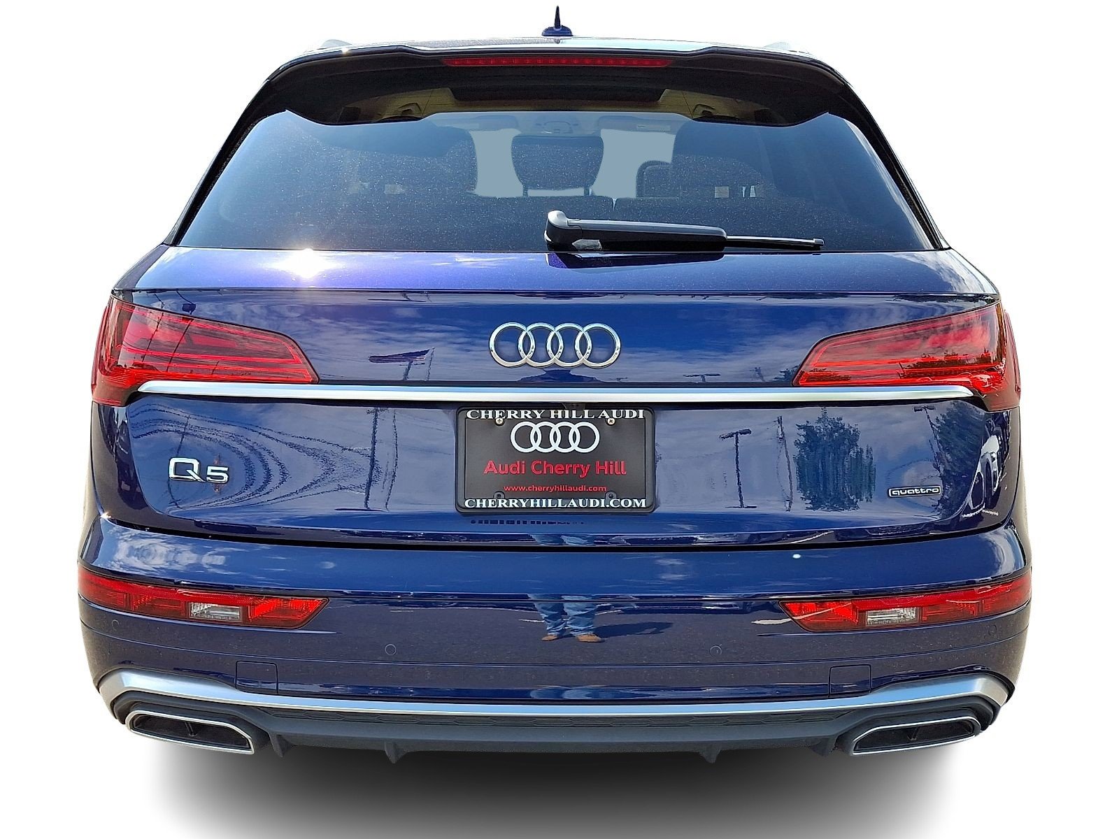 Used 2023 Navarra Blue Metallic   2D2d Audi S line Premium image 5
