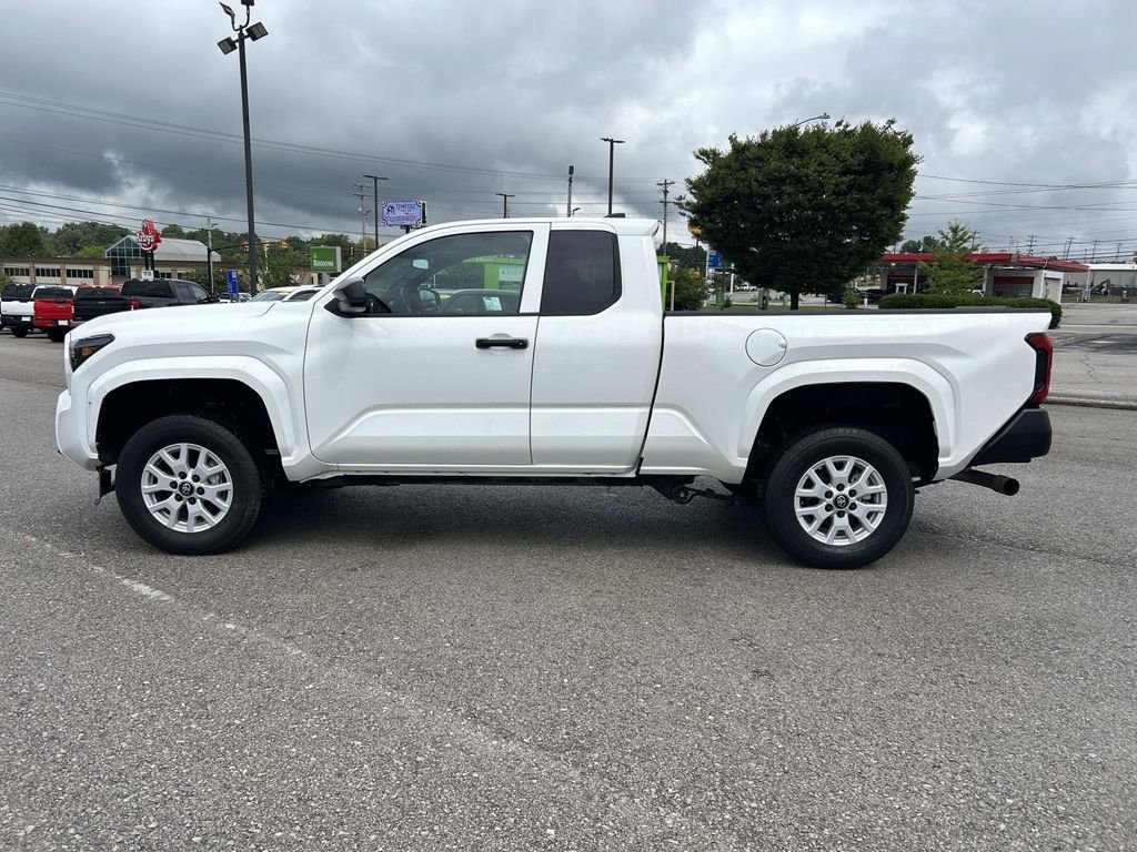 2024 Toyota Tacoma SR - Photo 7