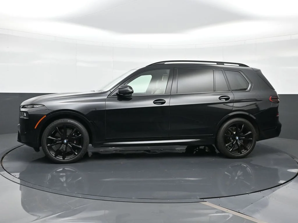 2025 BMW X7 40i - Photo 3