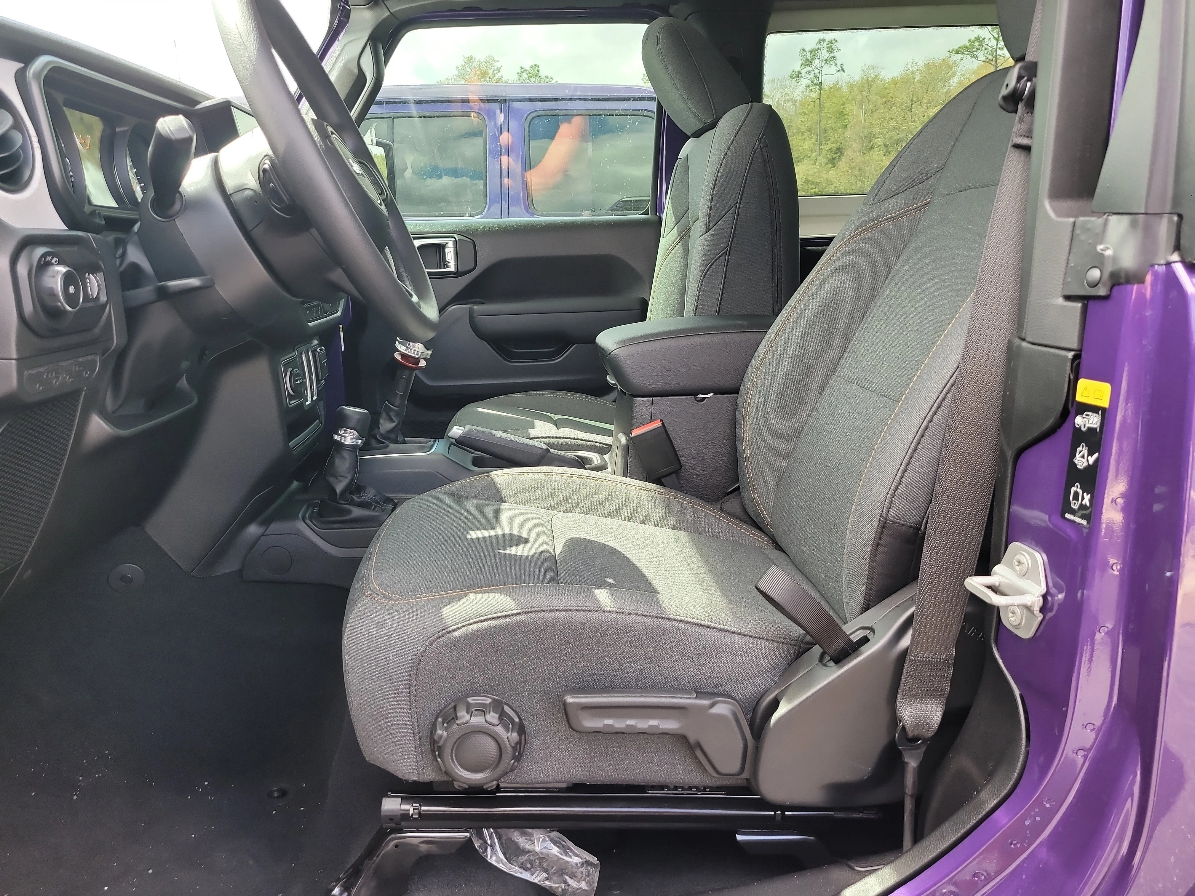New 2026 Reign Jeep Sport image 12