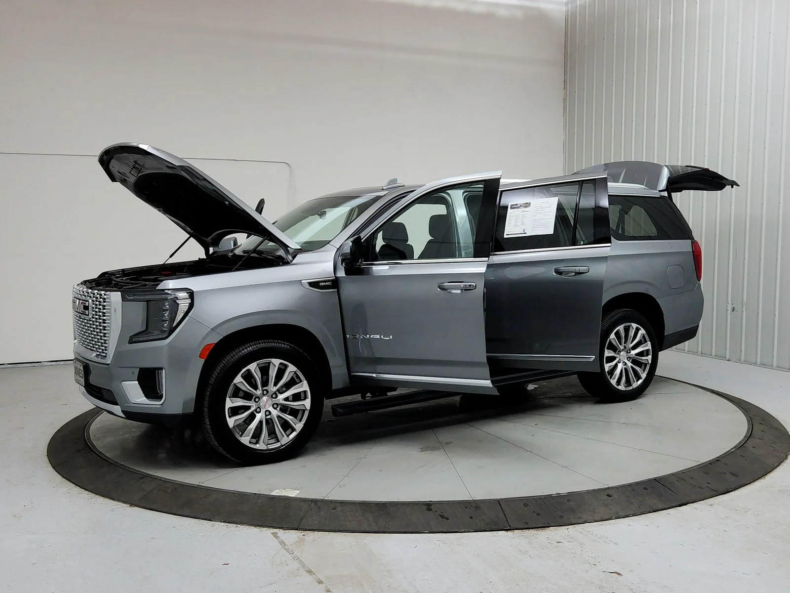 Used 2023 Sterling Metallic GMC Denali image 13