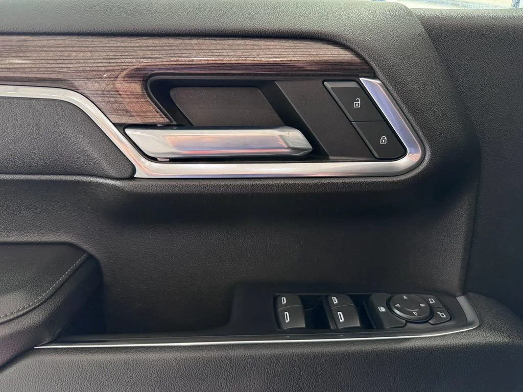 2023 Chevrolet Silverado 1500 LT - Photo 25