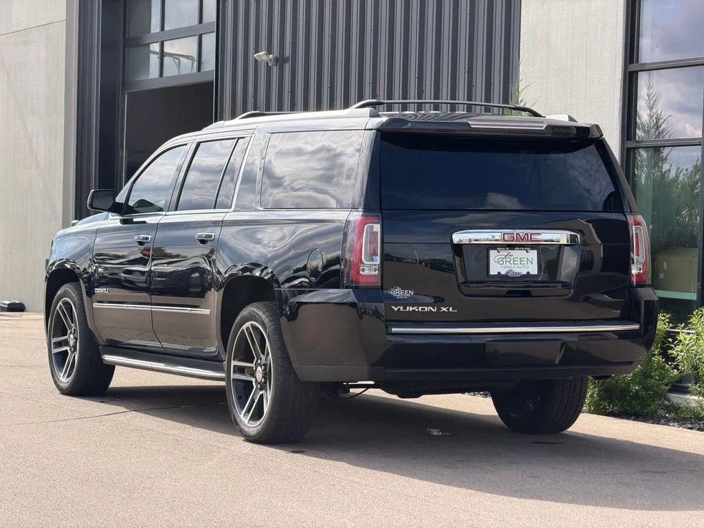 Used 2018 Black GMC Denali image 3