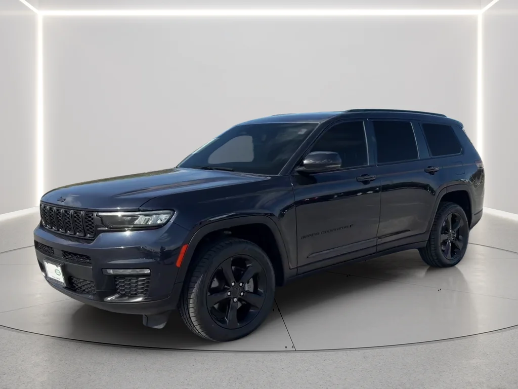 Used 2024 Black Jeep Limited image 1